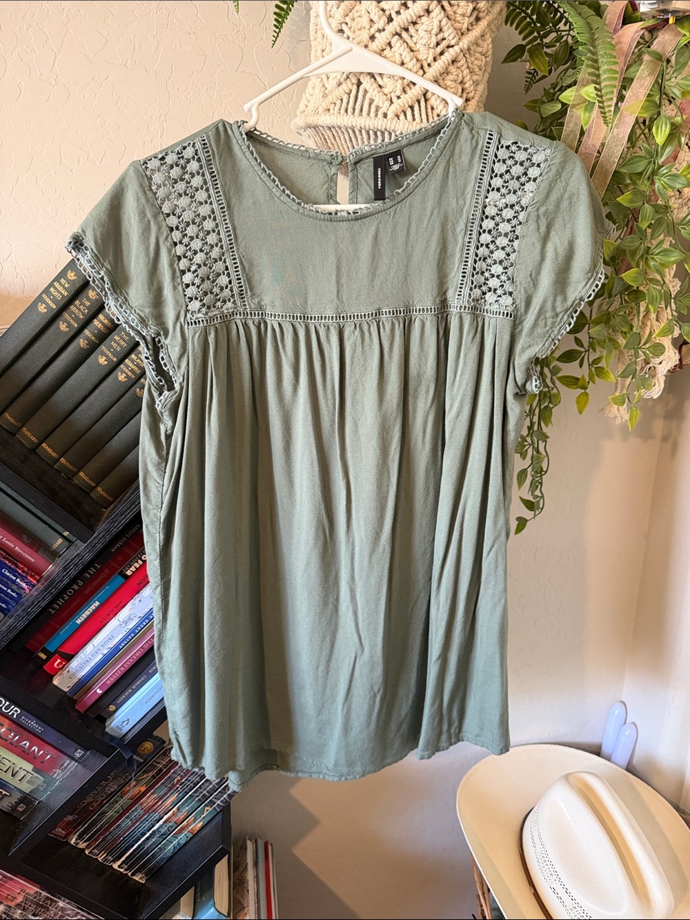 Vero Moda Sage Green Crochet-Yoke Short Sleeve Top